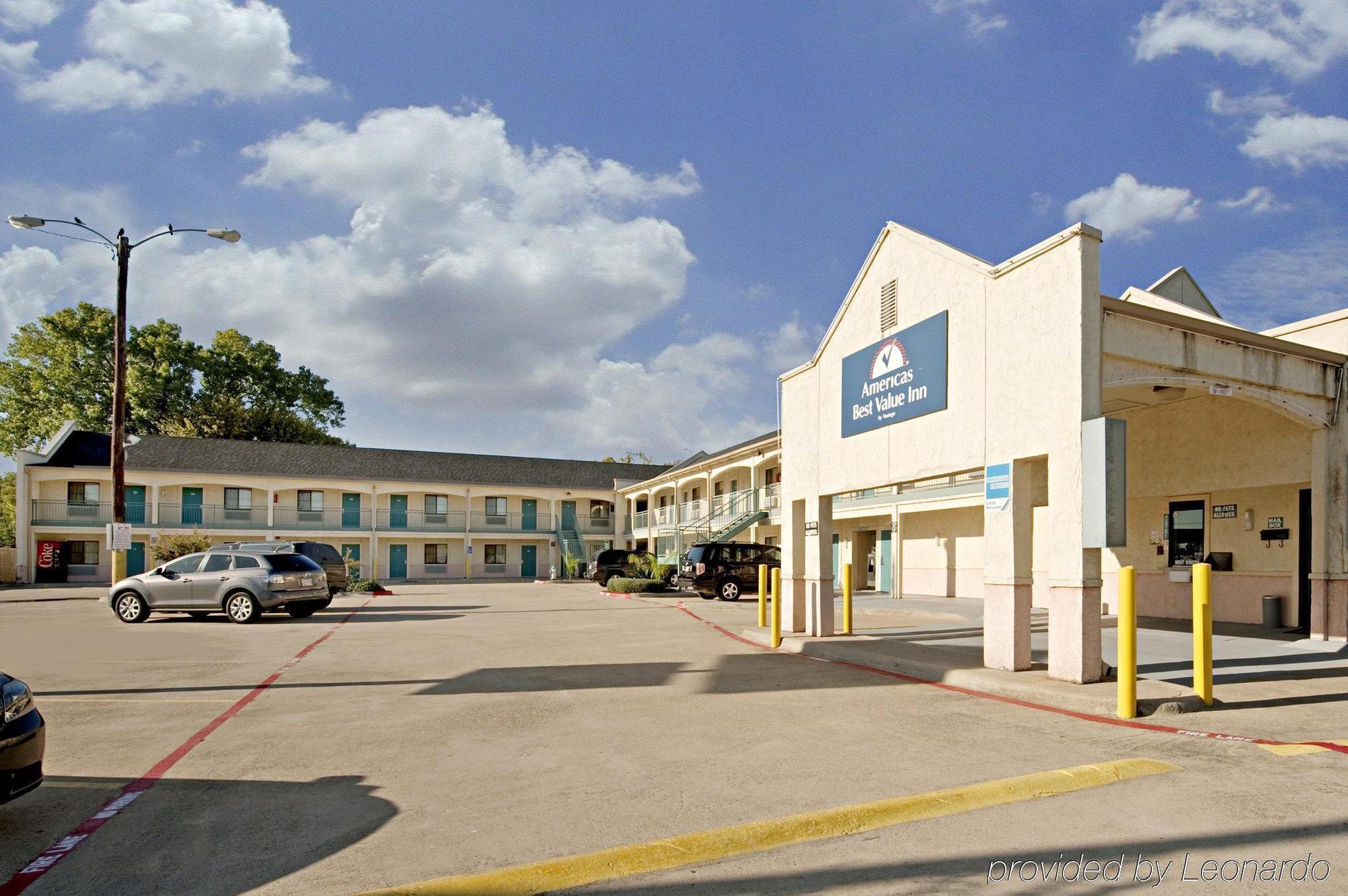 Americas Best Value Inn Mckinney Esterno foto
