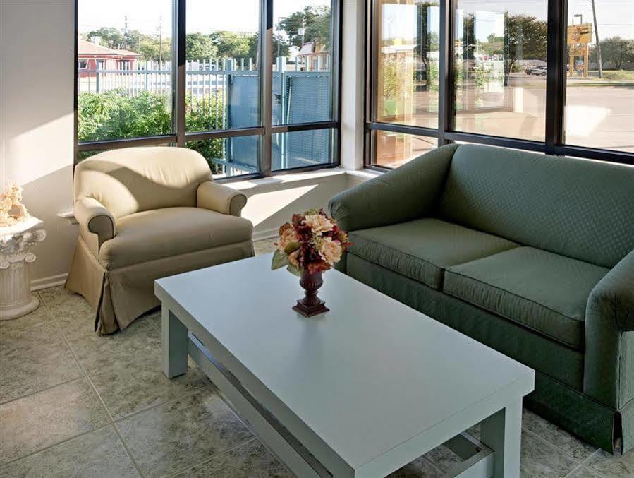 Americas Best Value Inn Mckinney Esterno foto